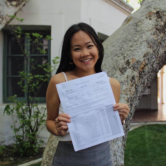 Meet your Posher, Alison - Picture 1 of 1